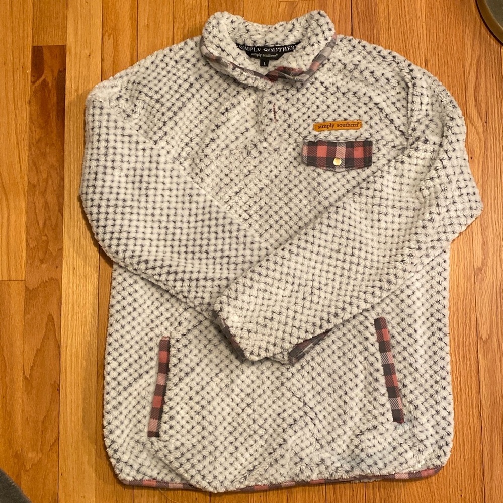 SIMPLY SOUTHERN FROST LONG SLEEVE SOFT SHERPA PULLOVER SWEATSHIRT